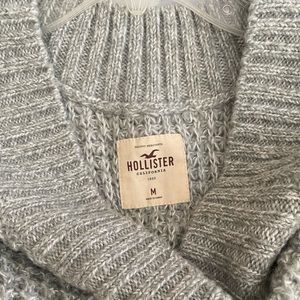 Hollister light grey speckled white sweater